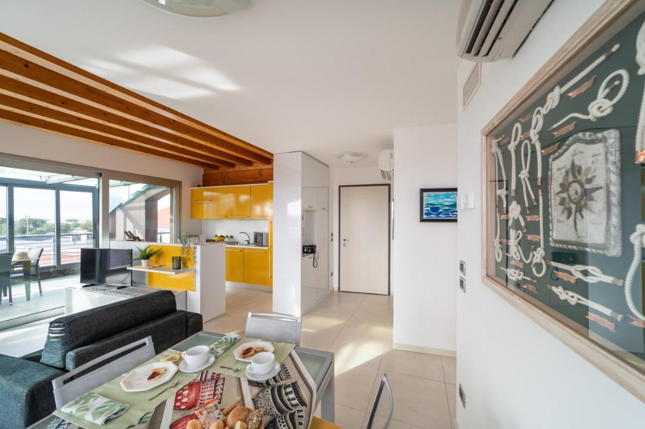 Residenza Ore Felici Lignano Sabbiadoro Esterno foto