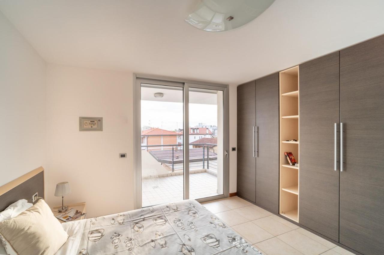 Residenza Ore Felici Lignano Sabbiadoro Esterno foto