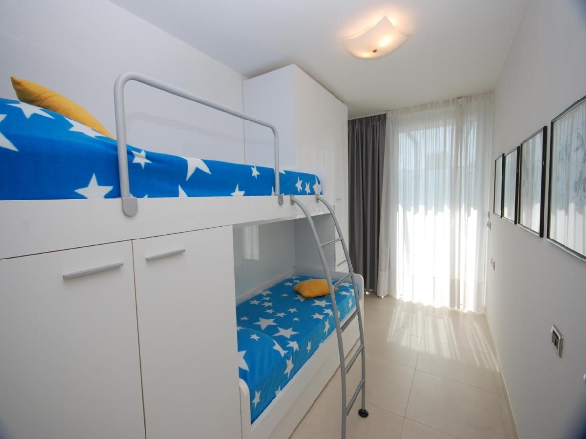 Residenza Ore Felici Lignano Sabbiadoro Esterno foto