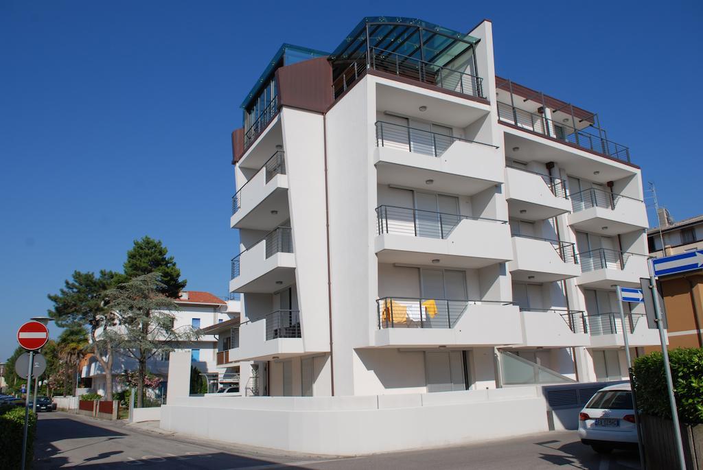 Residenza Ore Felici Lignano Sabbiadoro Esterno foto